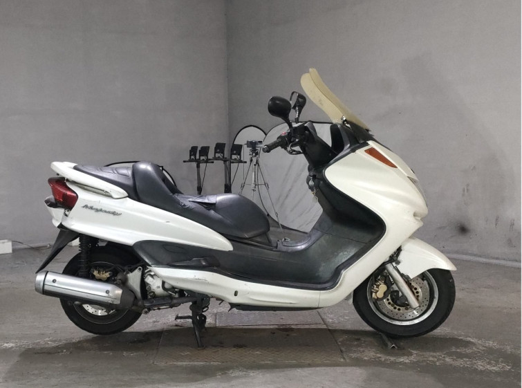 Мотоцикл Yamaha MAJESTY250 с пробегом 71022 km