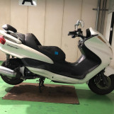 Мотоцикл Yamaha MAJESTY250