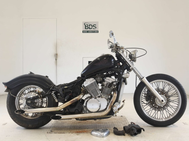 Мотоцикл Honda STEED400