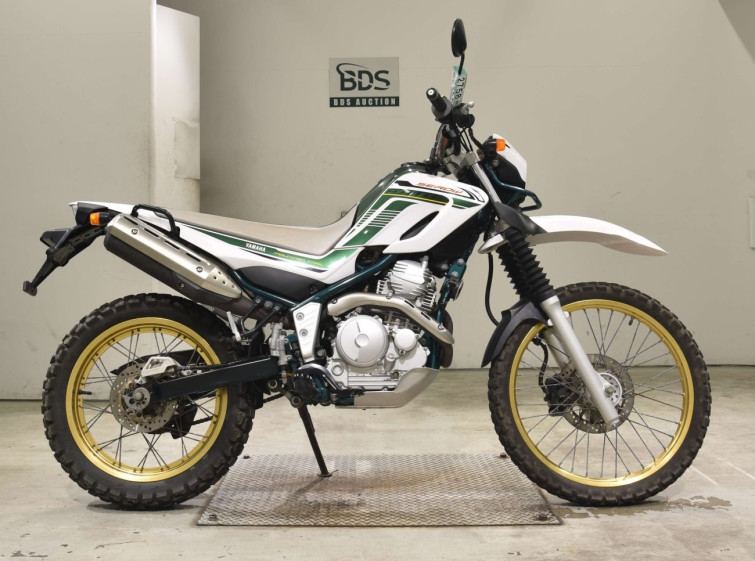 Мотоцикл Yamaha SEROW XT250 з пробігом 4261 km