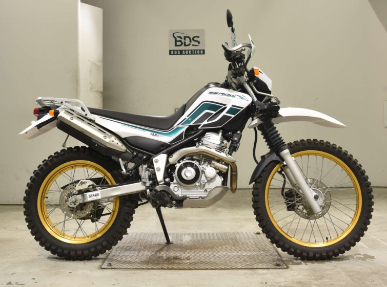Мотоцикл Yamaha SEROW XT250 з пробігом 5801 km