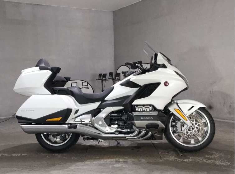 Мотоцикл Honda GL1800 TOUR з пробігом 15 km
