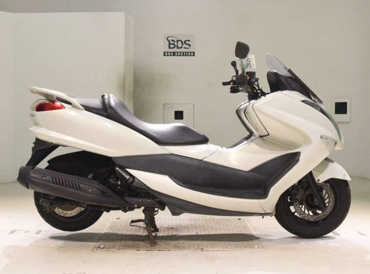 Мотоцикл Yamaha MAJESTY250 з пробігом 92180 km