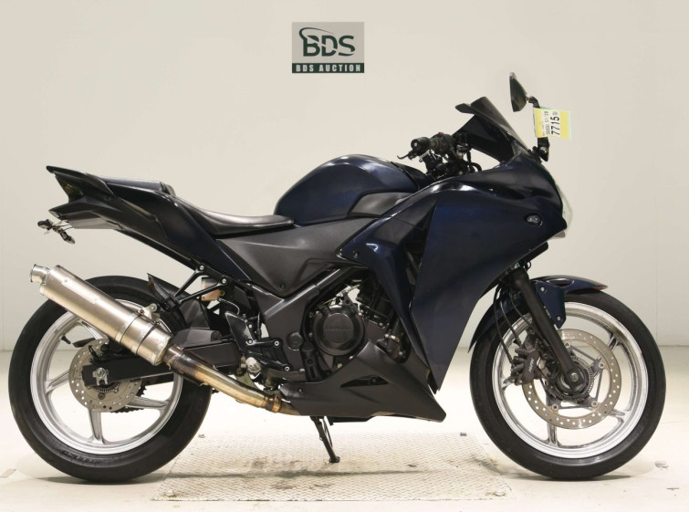 Мотоцикл Honda CBR250R з пробігом 31933 km