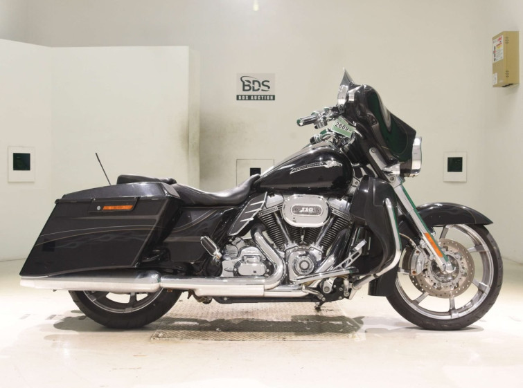 Мотоцикл HD STREET GLIDE FLHXSE1800 с пробегом 13645 km