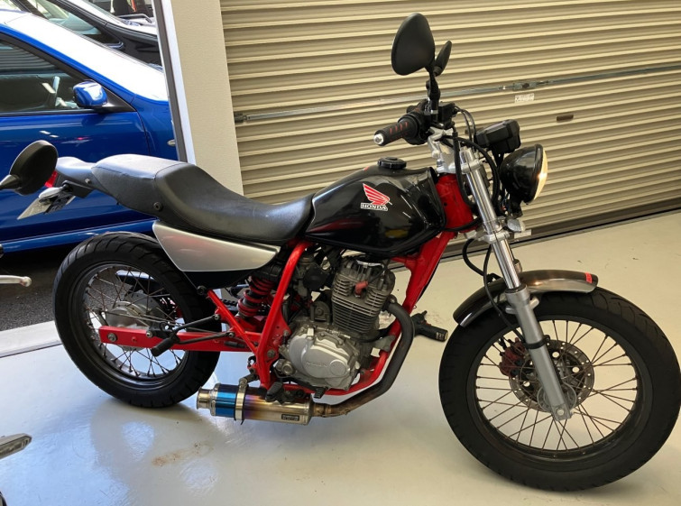 Мотоцикл Honda FTR223 с пробегом 701 km