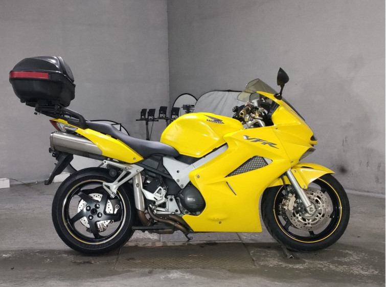 Мотоцикл Honda VFR800F с пробегом 21969 km