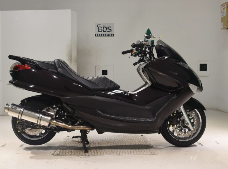 Мотоцикл Yamaha MAJESTY250 з пробігом 17681 km