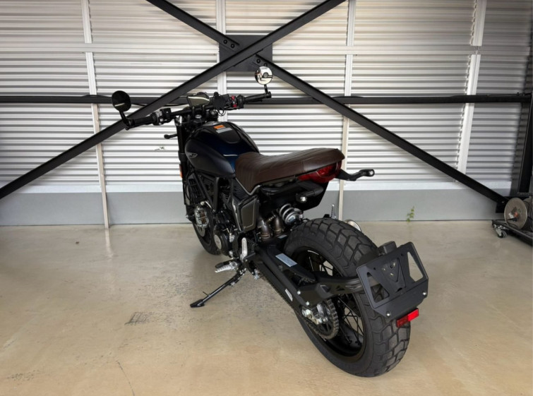 Мотоцикл Ducati SCRAMBLER NIGHTSHIFT з пробігом 1027 km
