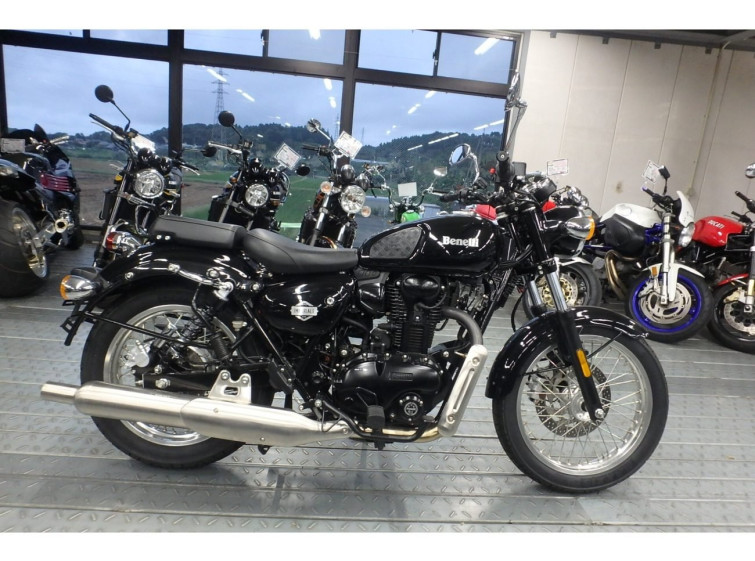 Мотоцикл Benelli IMPERIALE 400 с пробегом 586 km