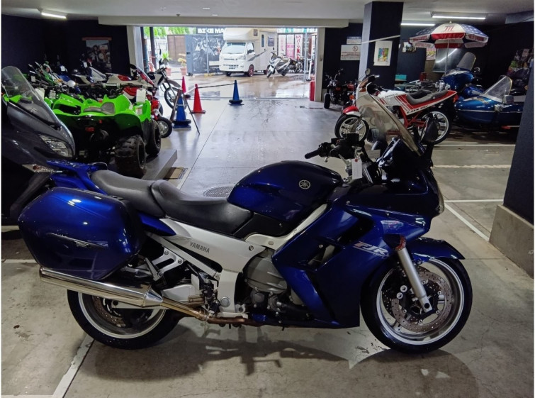 Мотоцикл Yamaha FJR1300 с пробегом 44429 km