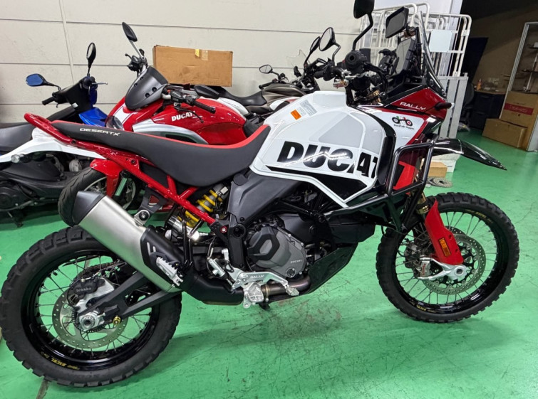Мотоцикл Ducati DESERTX RALLY с пробегом 9948 km