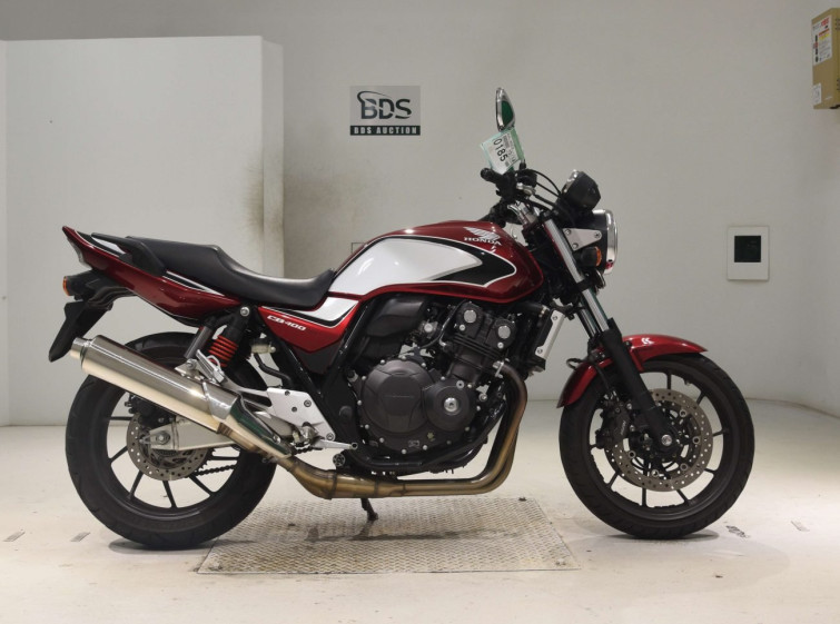 Мотоцикл Honda CB400SFA з пробігом 10622 km