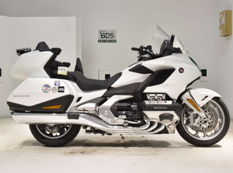 Мотоцикл Honda GL1800 з пробігом 3982 km