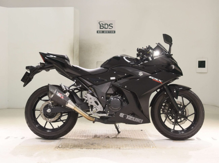 Мотоцикл Suzuki GSX250R з пробігом 5616 km