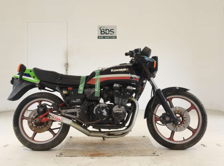 Мотоцикл Kawasaki Z400GP з пробігом 20915 km