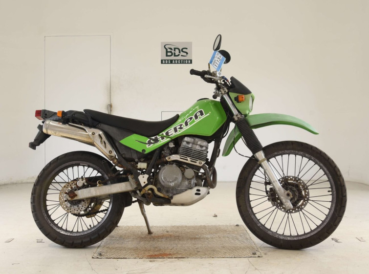 Мотоцикл Kawasaki SUPER SHERPA с пробегом 3326 km