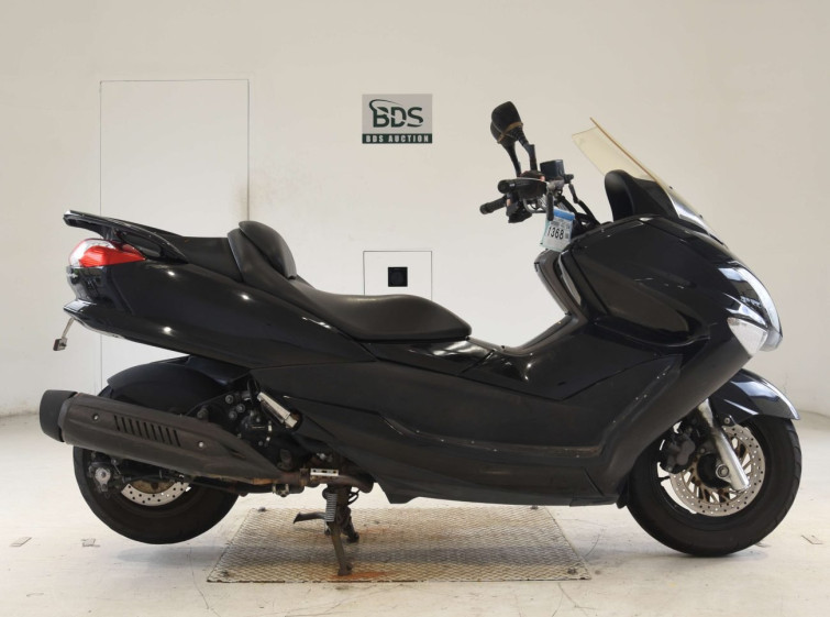 Мотоцикл Yamaha MAJESTY250 з пробігом 23812 km