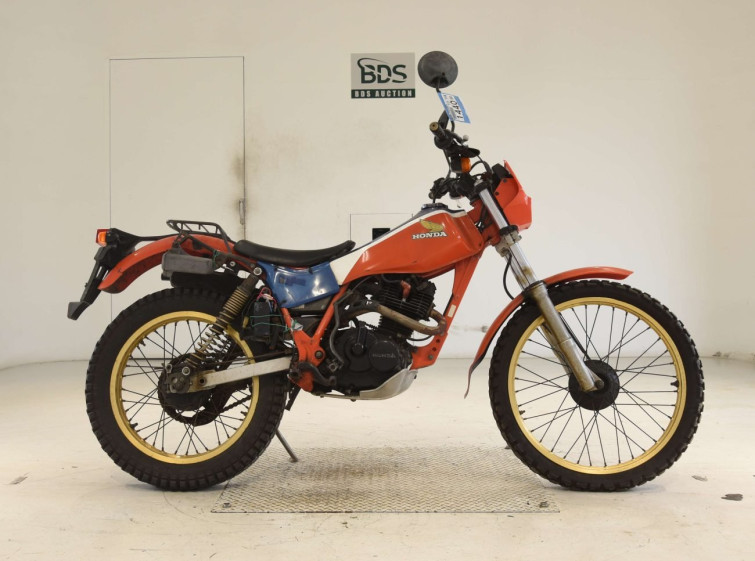 Мотоцикл Honda TLR200 с пробегом 36231 km
