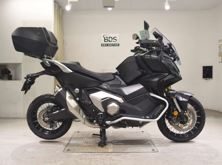 Мотоцикл Honda X-ADV750-2 с пробегом 10545 km