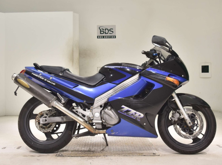 Мотоцикл Kawasaki ZZ-R250 с пробегом 27132 km