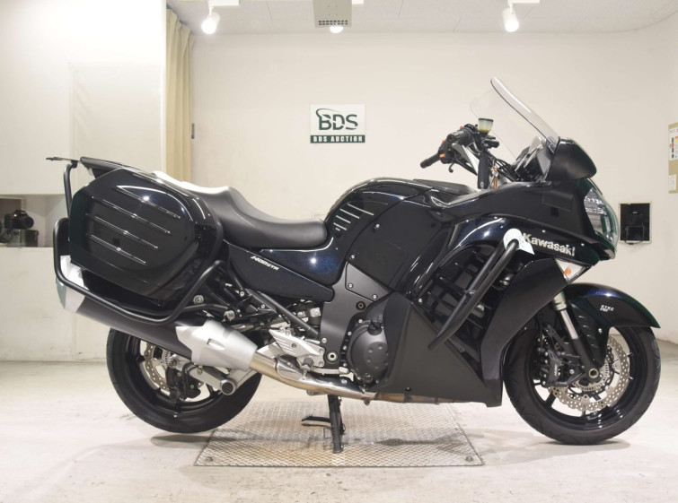Мотоцикл Kawasaki GTR1400 CONCOURS з пробігом 4668 km