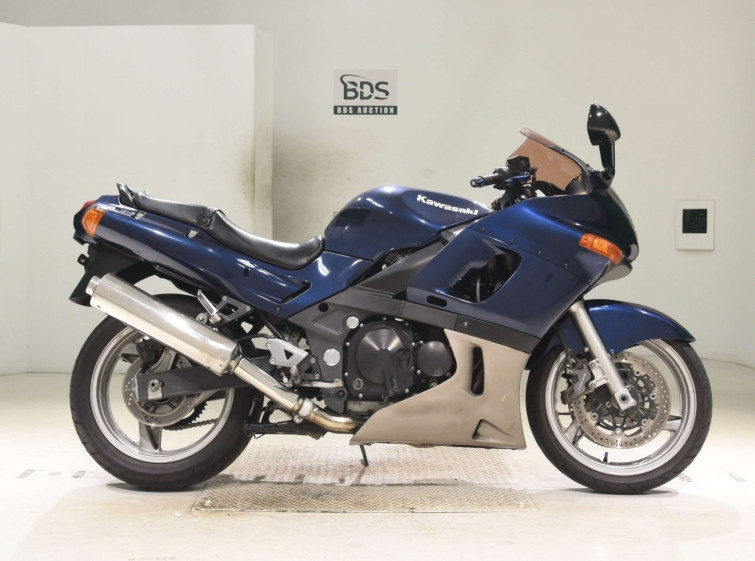 Мотоцикл Kawasaki ZZ-R400 з пробігом 37533 km