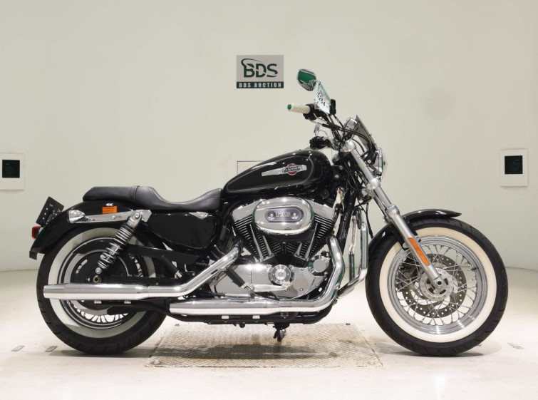 Мотоцикл HD SPORTSTER CUSTOM XL1200C с пробегом 25970 km
