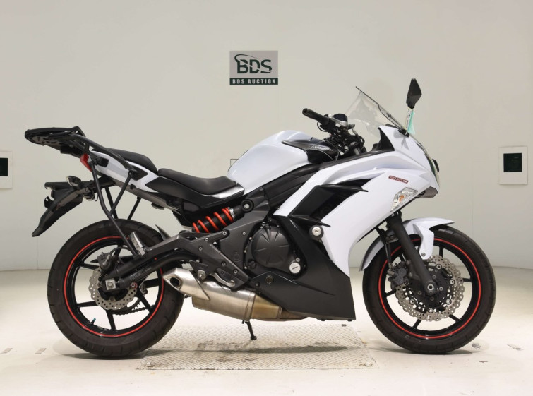 Мотоцикл Kawasaki NINJA650 з пробігом 69569 km