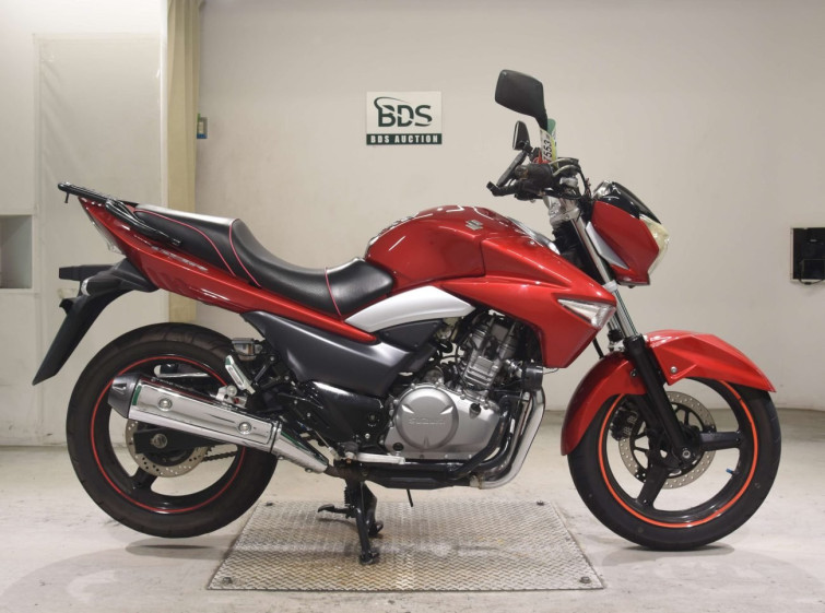 Мотоцикл Suzuki GSR250 с пробегом 6624 km