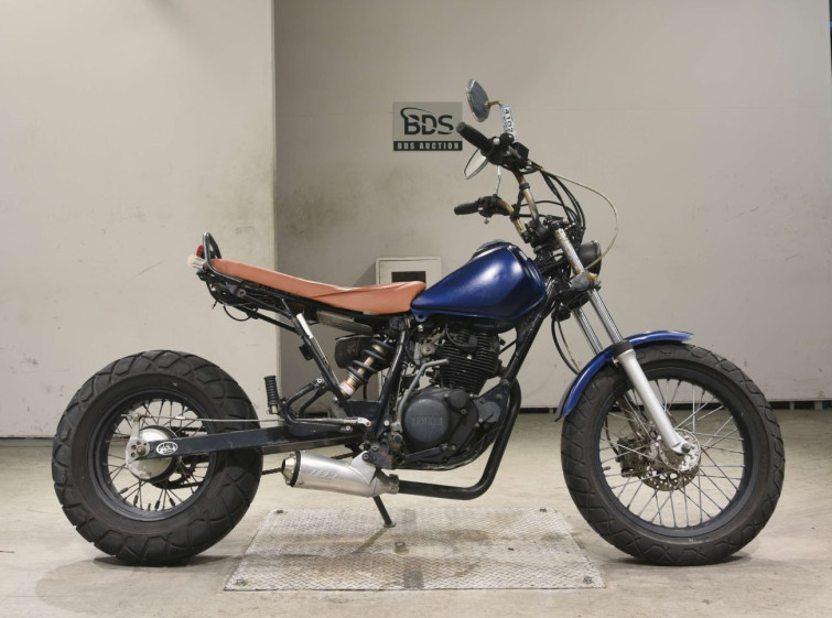 Мотоцикл Yamaha TW200E с пробегом 6223 km