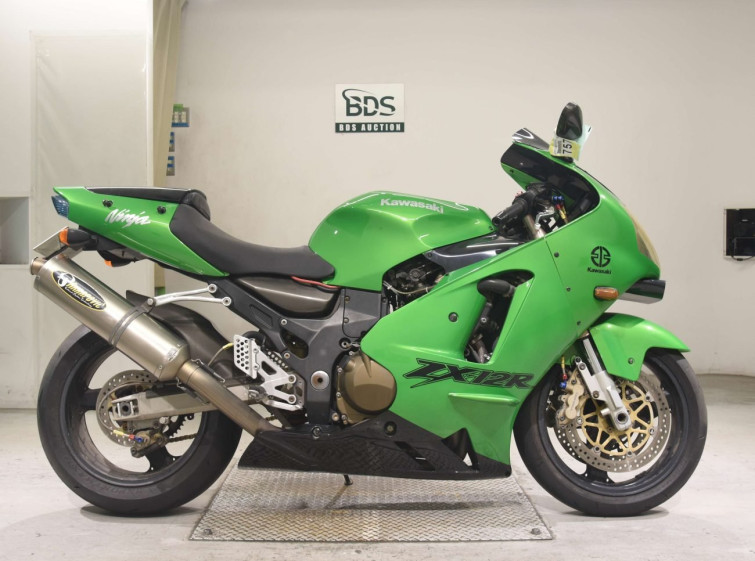 Мотоцикл Kawasaki NINJA ZX-12R з пробігом 51827 km