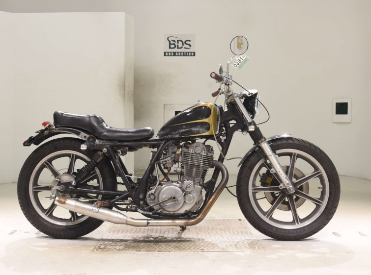 Мотоцикл Yamaha SR400-2 з пробігом 47342 km