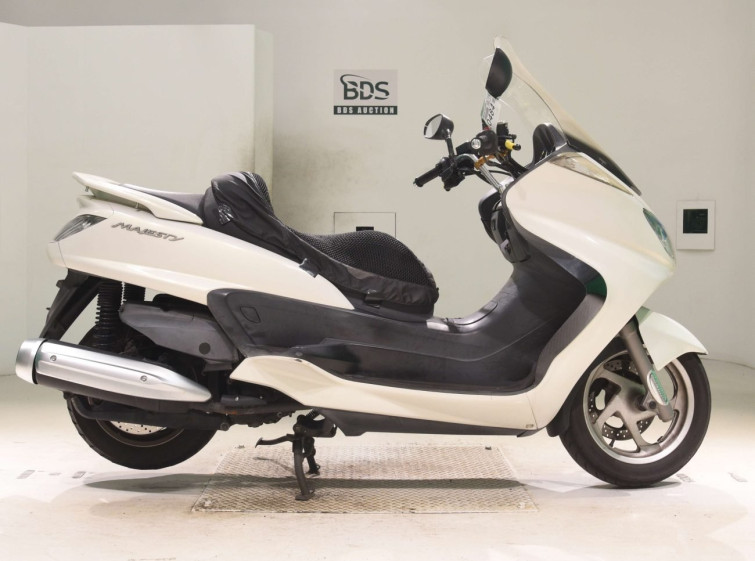 Мотоцикл Yamaha MAJESTY250 з пробігом 104661 km