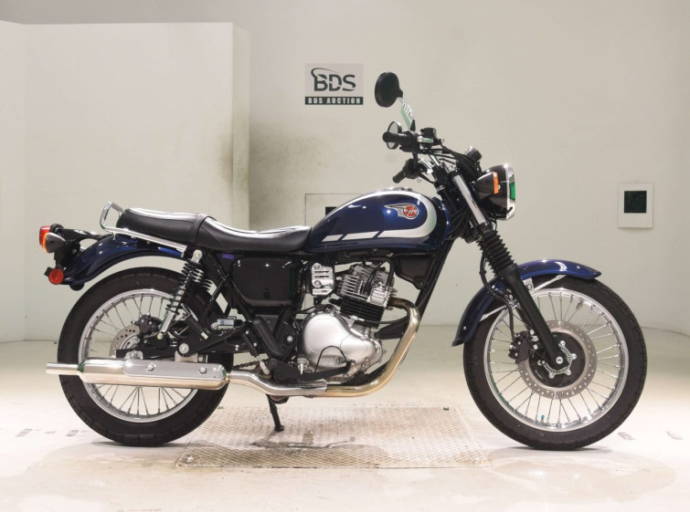 Мотоцикл Kawasaki W230 с пробегом 3348 km