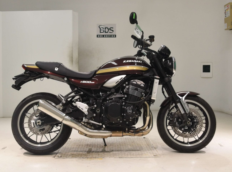 Мотоцикл Kawasaki Z900RS с пробегом 5489 km