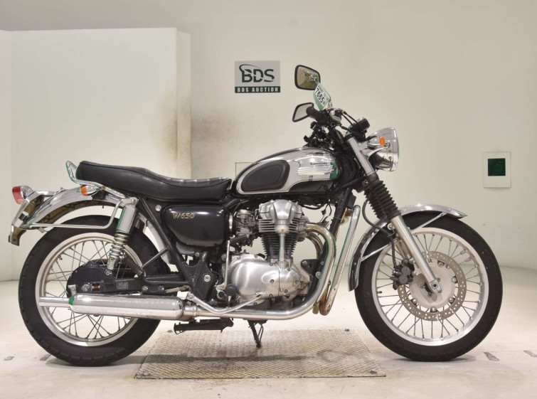 Мотоцикл Kawasaki W650 з пробігом 30778 km