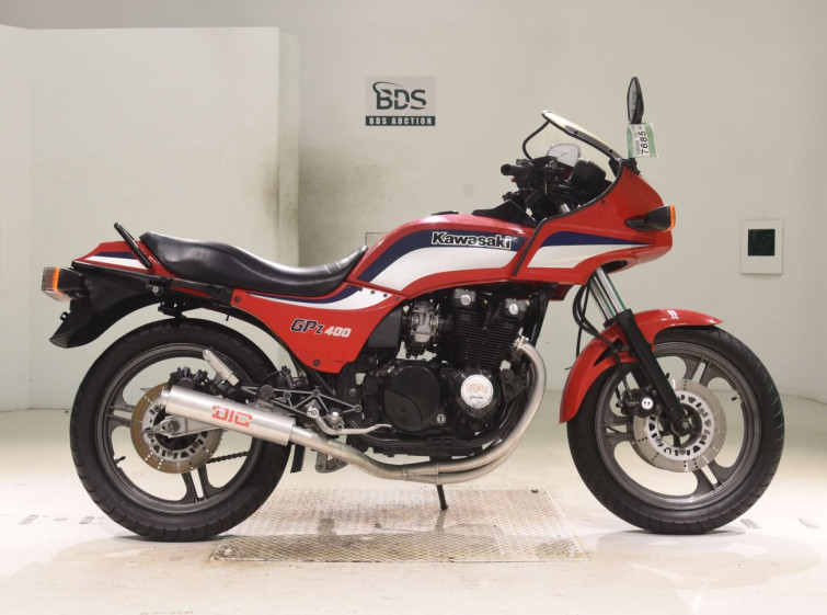 Мотоцикл Kawasaki GPZ400 с пробегом 13953 km