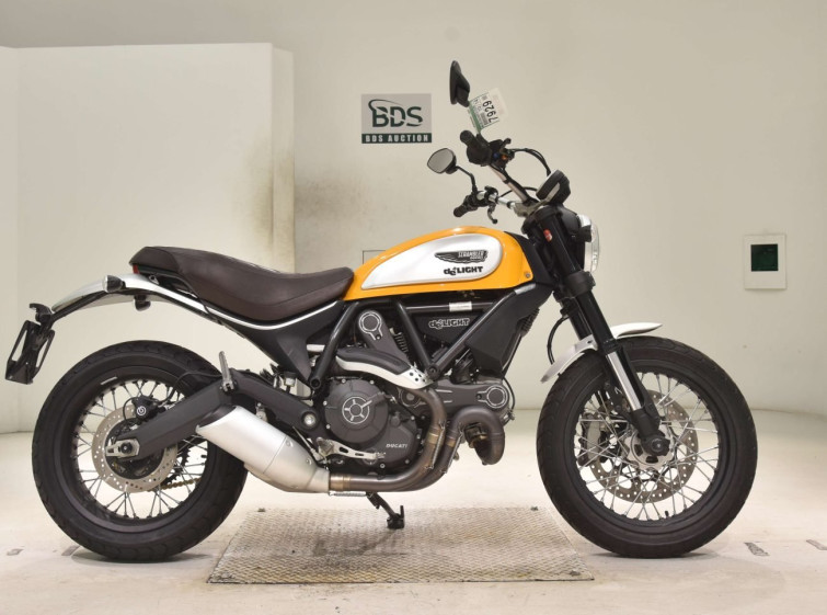 Мотоцикл Ducati SCRAMBLER 803 CLASSIC с пробегом 8216 km