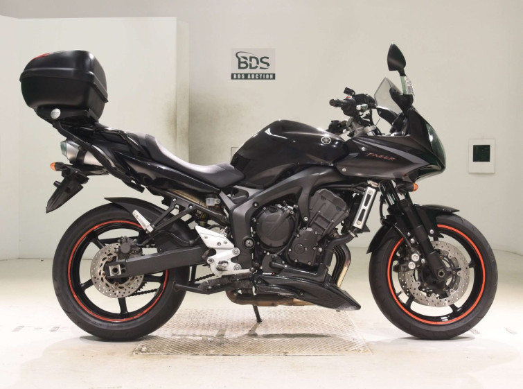 Мотоцикл Yamaha FZ6 FAZER с пробегом 24112 km