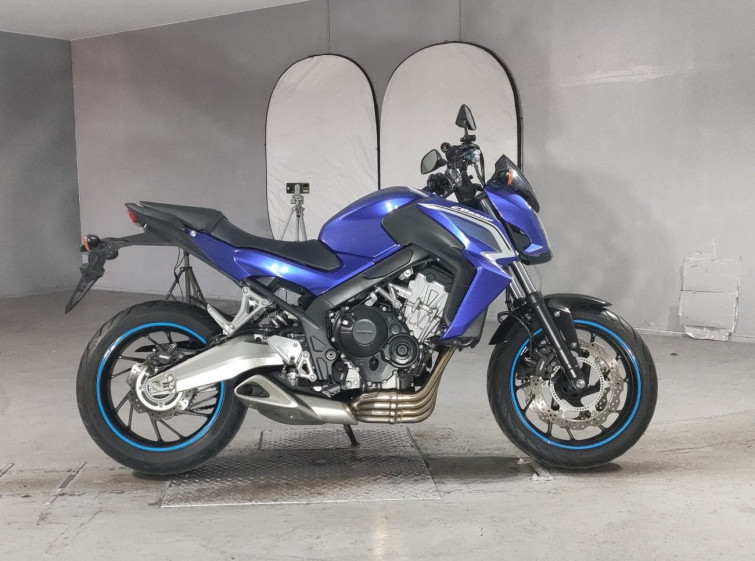 Мотоцикл Honda CB650F с пробегом 11054 km