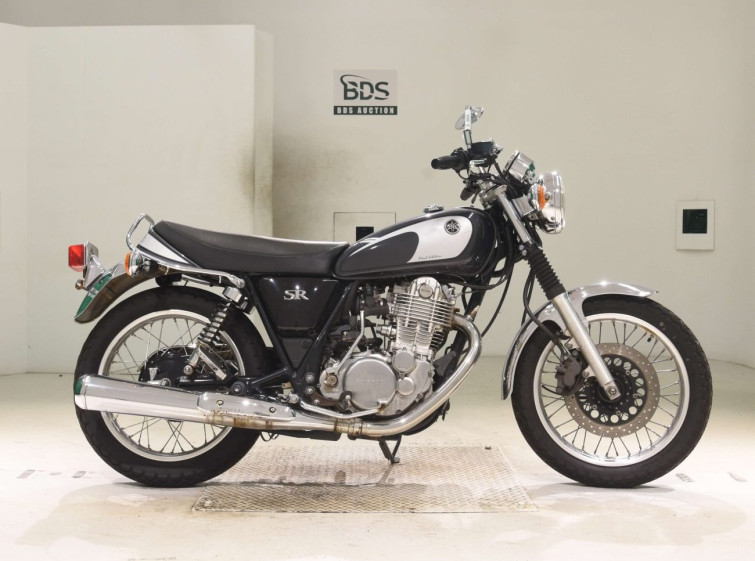 Мотоцикл Yamaha SR400 с пробегом 23878 km