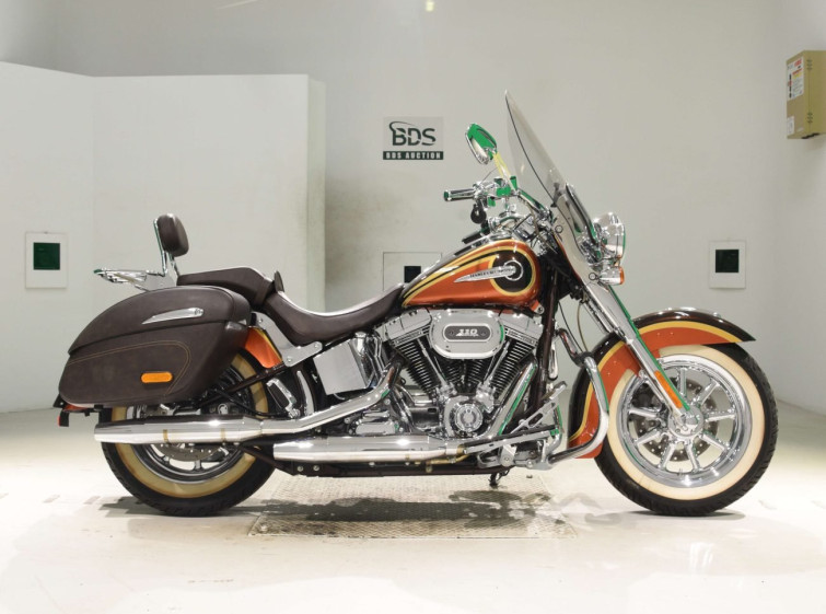 Мотоцикл HD DELUXE FLSTNSE1800 CVO з пробігом 1993 km