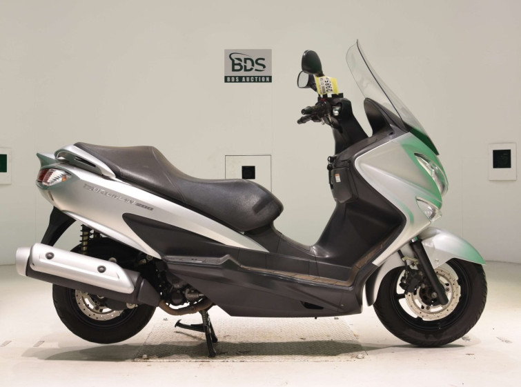 Мотоцикл Suzuki BURGMAN200 з пробігом 40373 km