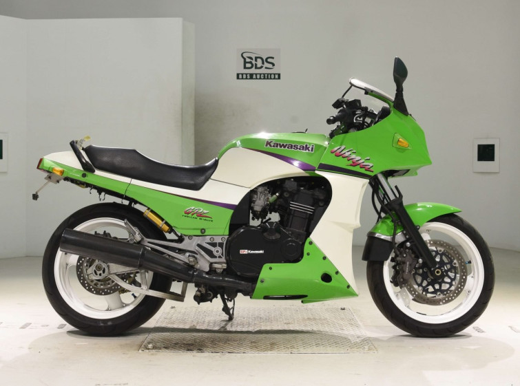 Мотоцикл Kawasaki GPZ900R з пробігом 33916 km