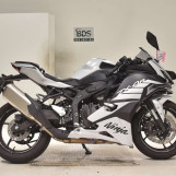 Мотоцикл Kawasaki ZX-4R SE з пробігом 6836 km