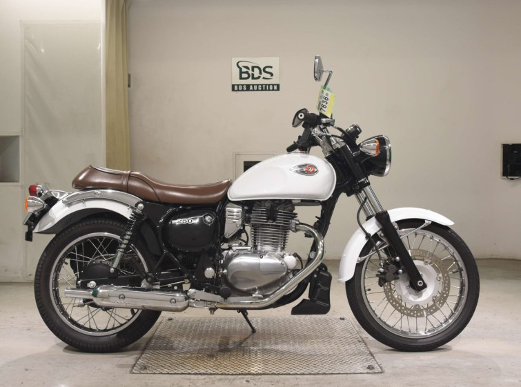 Мотоцикл Kawasaki W250 с пробегом 14889 km