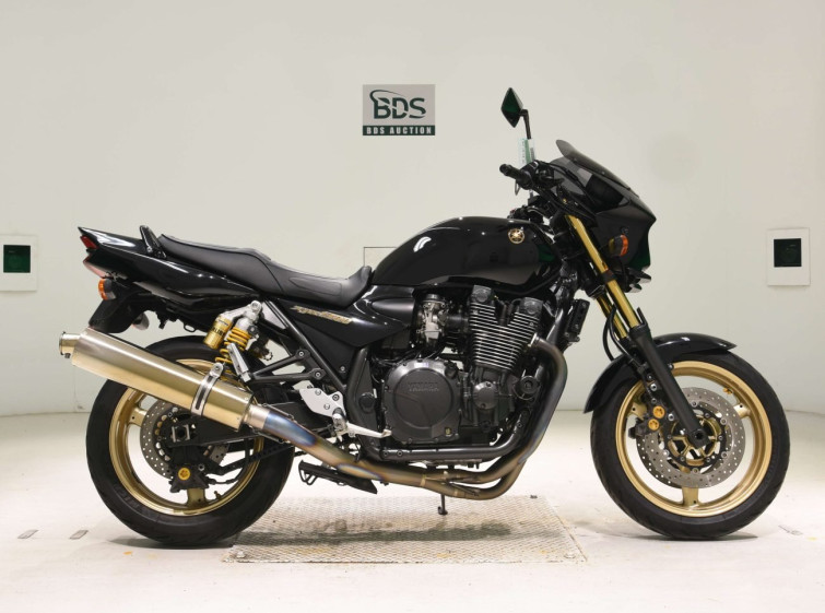 Мотоцикл Yamaha XJR1300 з пробігом 29122 km