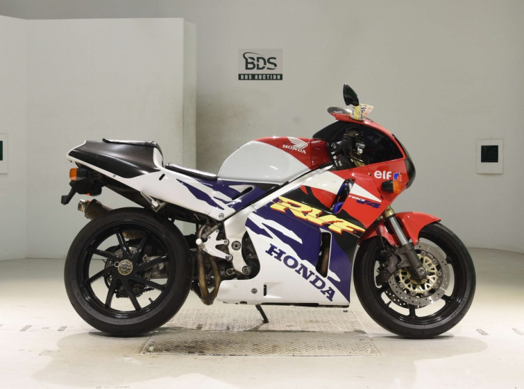 Мотоцикл Honda RVF400 з пробігом 67451 km