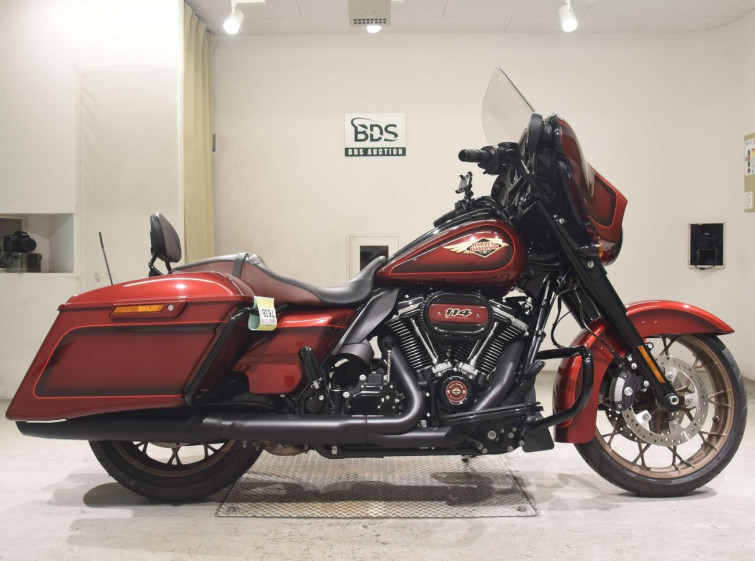 Мотоцикл HD STREET GLIDE FLHXS1870 з пробігом 1652 km